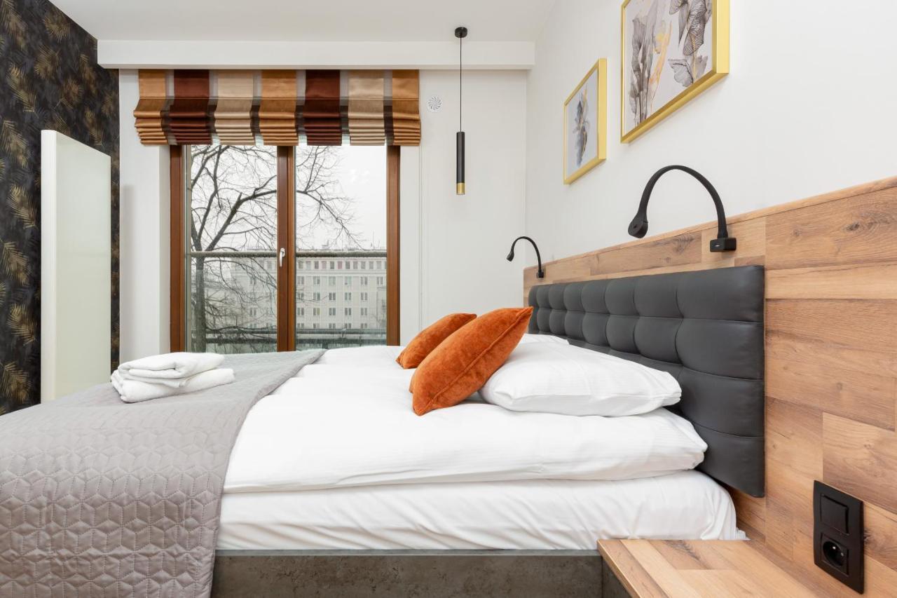 Park Arkadia Apartment With Parking Mokotow By Noclegi Renters วอร์ซอ ภายนอก รูปภาพ