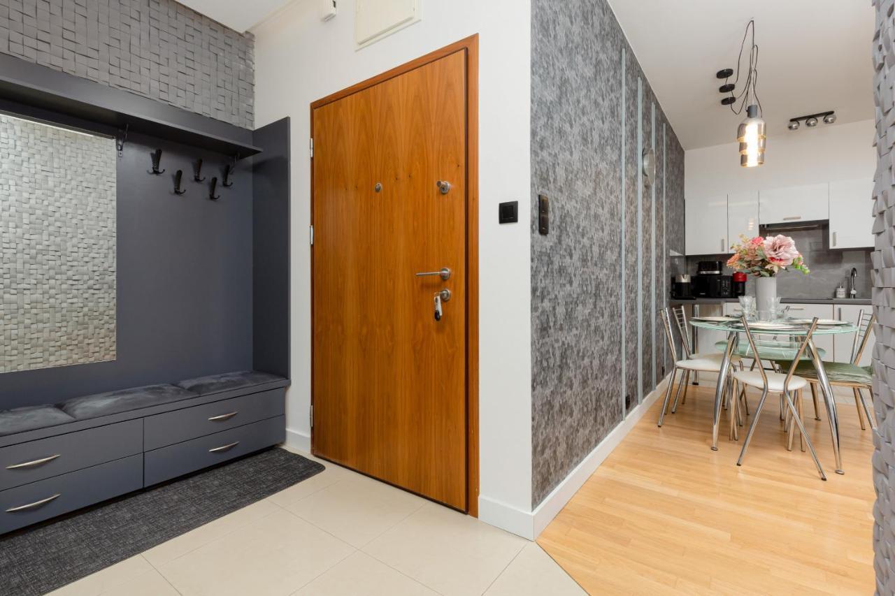 Park Arkadia Apartment With Parking Mokotow By Noclegi Renters วอร์ซอ ภายนอก รูปภาพ